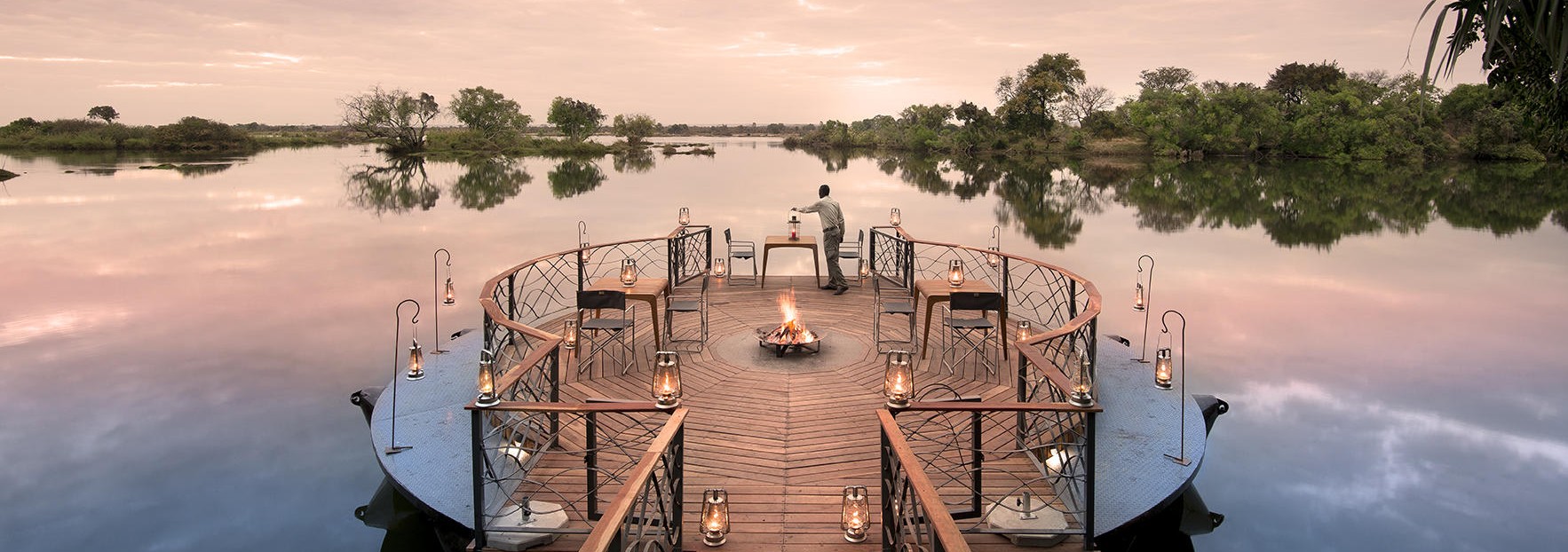 Thorntree River Lodge - Victoria Falls -Zambia- Safari Package Deals