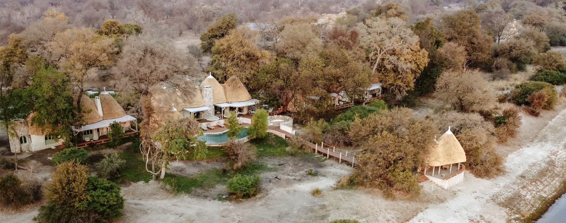 GreatPlains-Zimbabwe-MpalaJenaCamp-Private-Villas-1